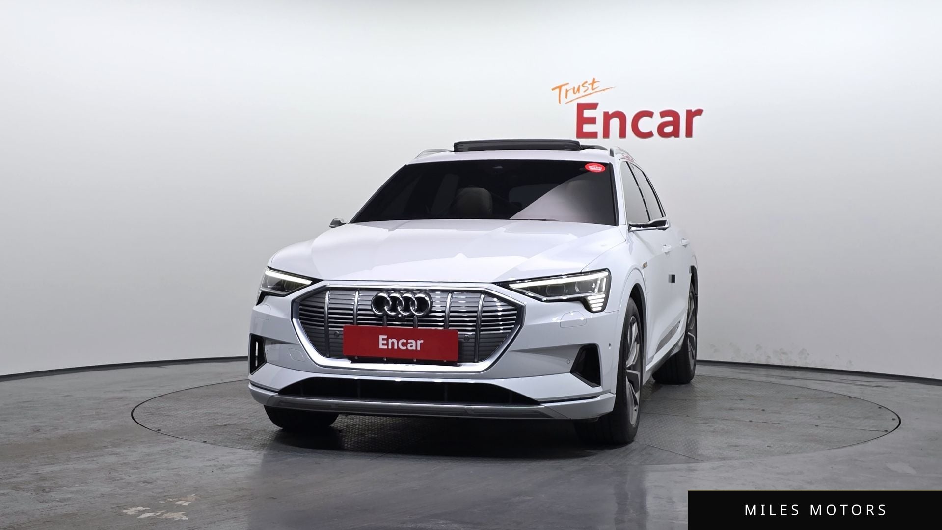 Audi e-tron 2021 — миниатюра 3
