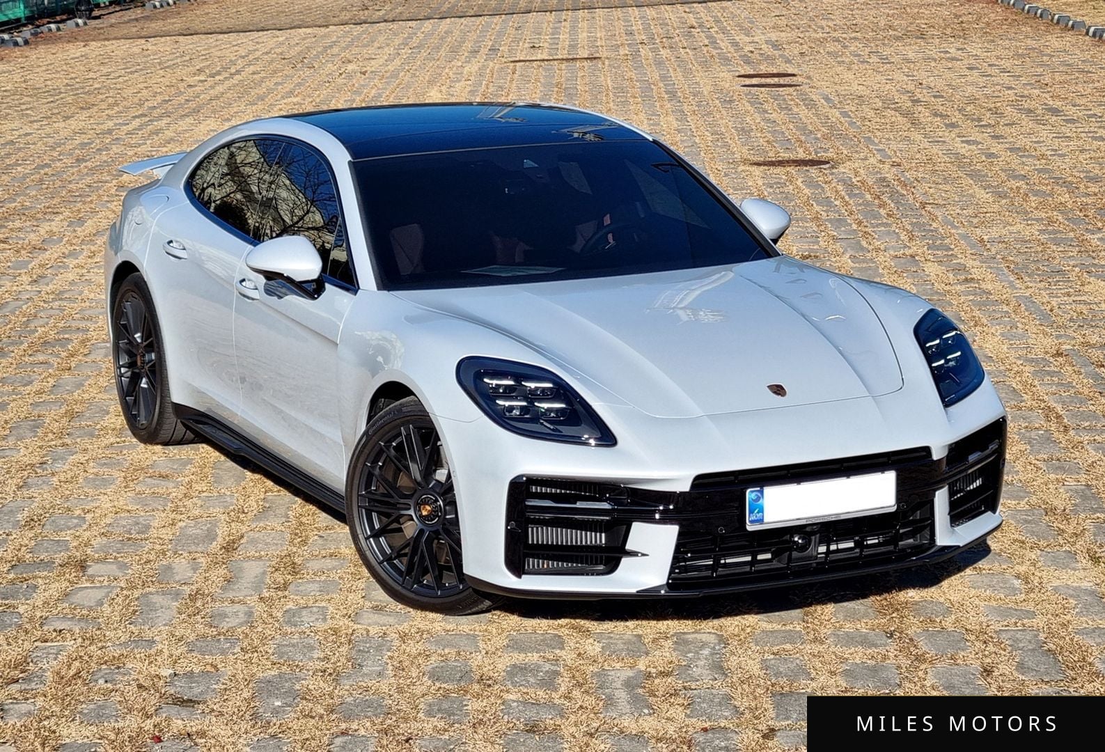 Porsche Panamera 2025 — миниатюра 2