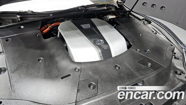 Лексус LS500h 2019 — миниатюра 6