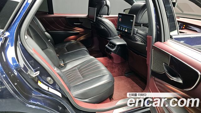 Лексус LS500h 2019 — миниатюра 12