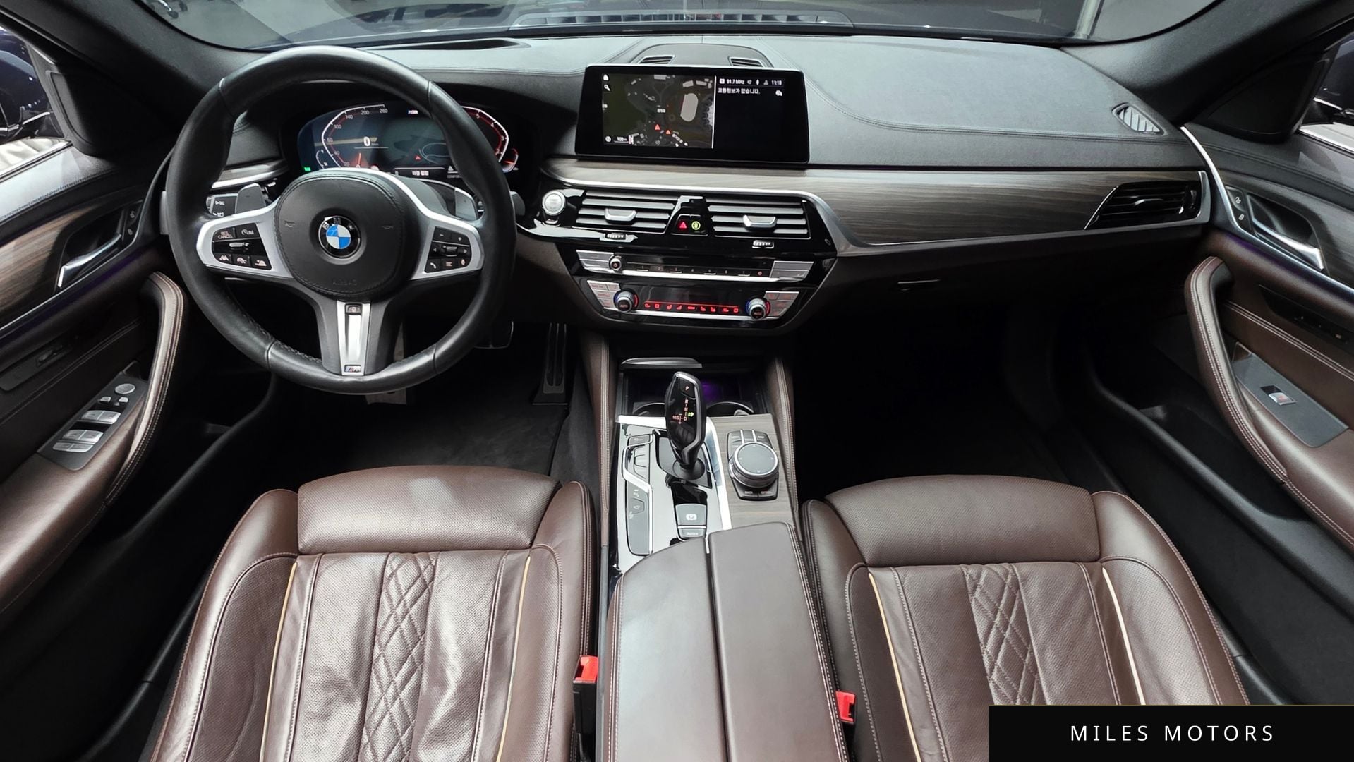 BMW 5 Series (G30) 2020 — миниатюра 7