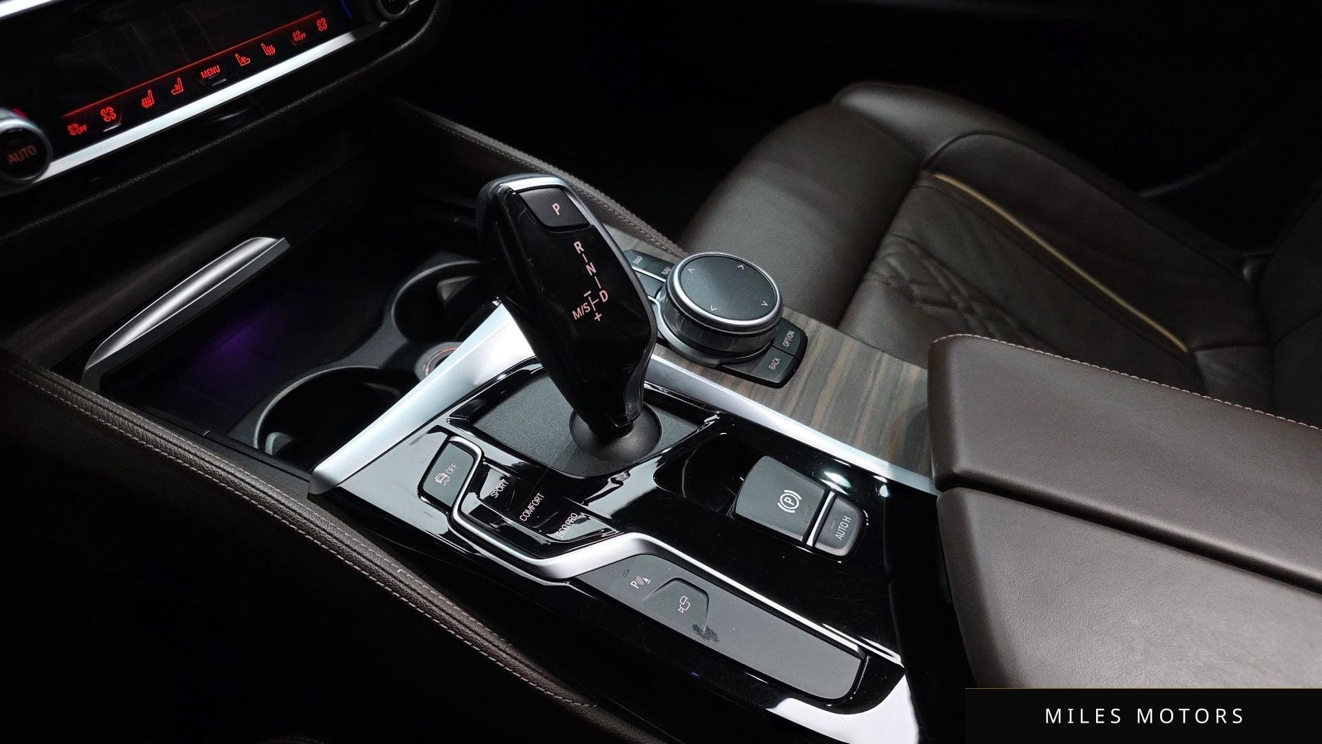 BMW 5 Series (G30) 2020 — миниатюра 9