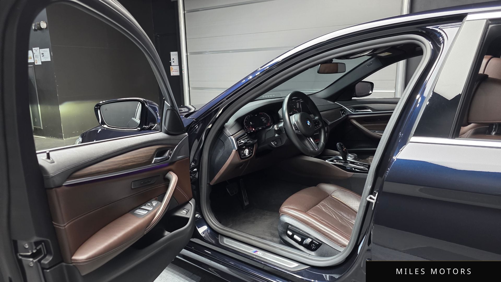 BMW 5 Series (G30) 2020 — миниатюра 11