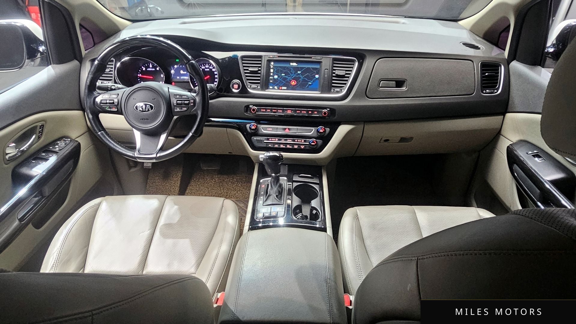 Kia Canival 2016 — миниатюра 7