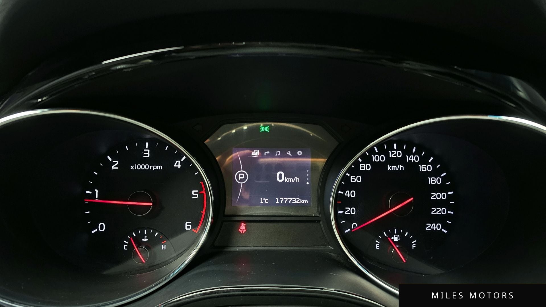 Kia Canival 2016 — миниатюра 8