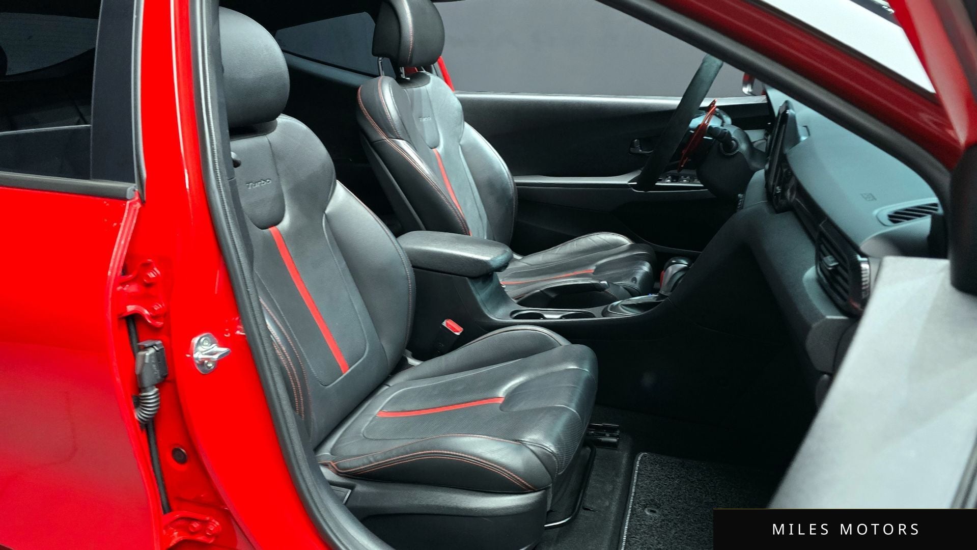 Hyundai Veloster 2018 — миниатюра 10