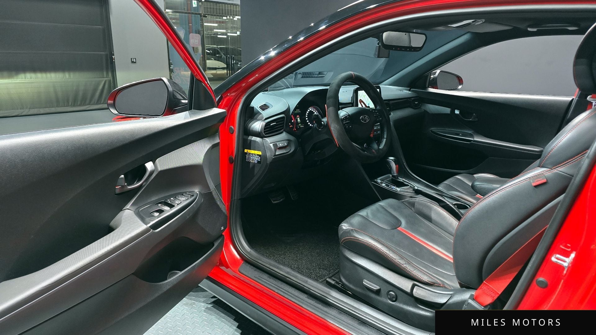 Hyundai Veloster 2018 — миниатюра 11
