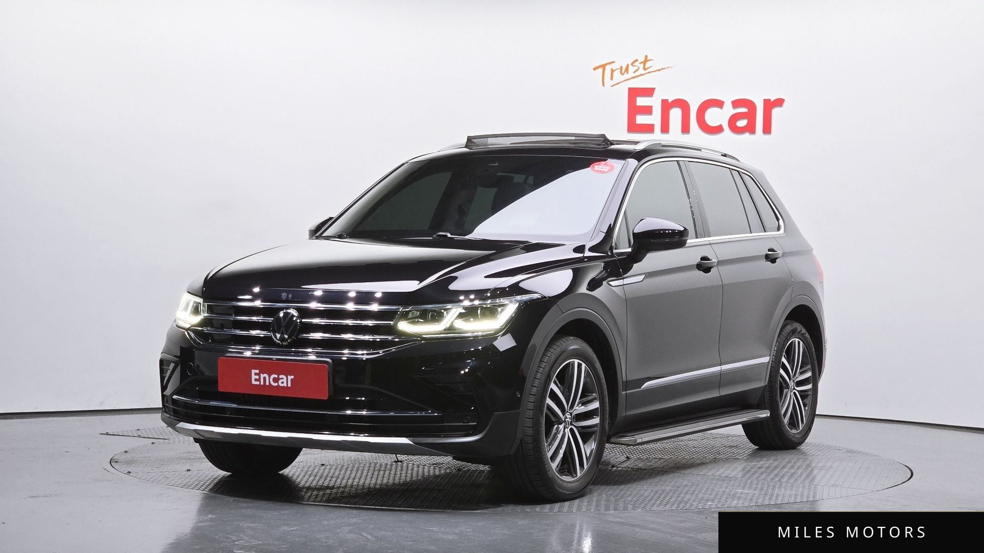 Volkswagen Tiguan 2022 — фото 1 из 12