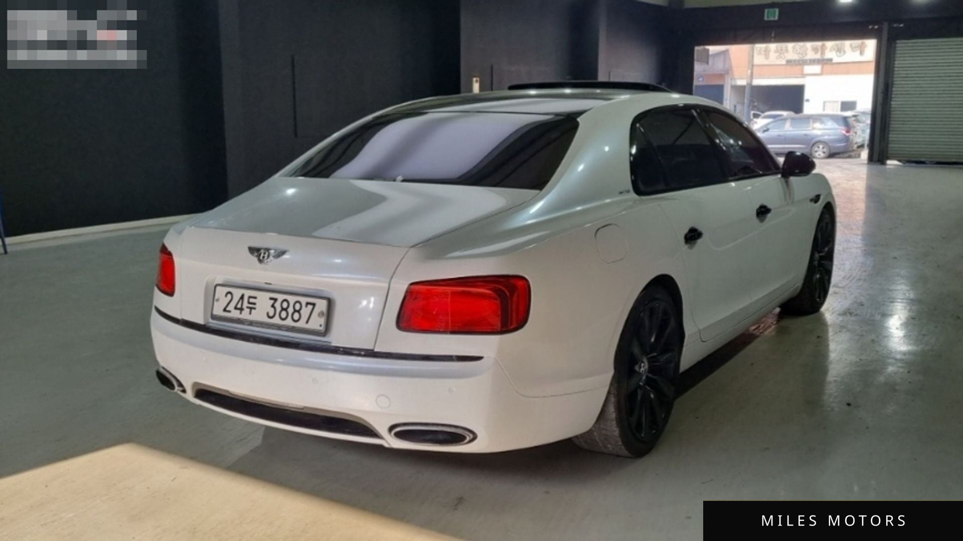 Bentley Flying Spur 2014 — миниатюра 2