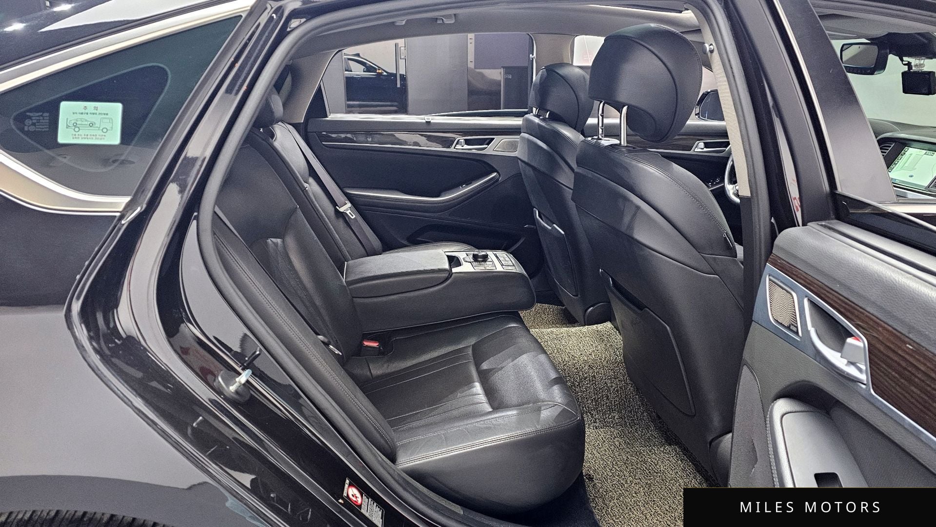 Genesis G80 2018 — миниатюра 12