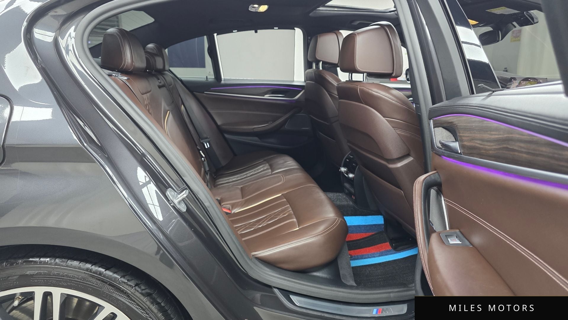 BMW 5 Series (G30) 2020 — миниатюра 12