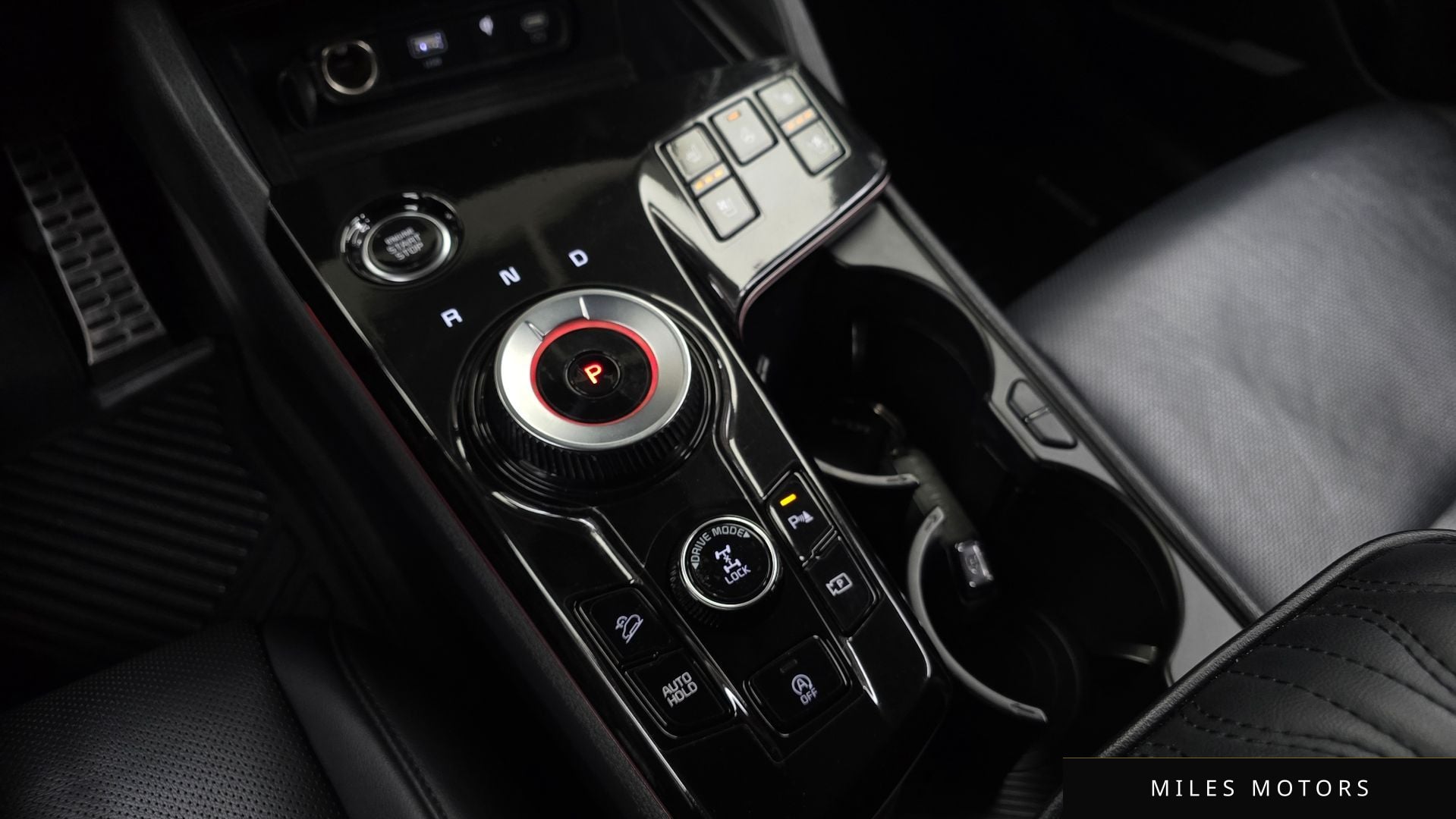 Kia Sportage 2022 — миниатюра 9