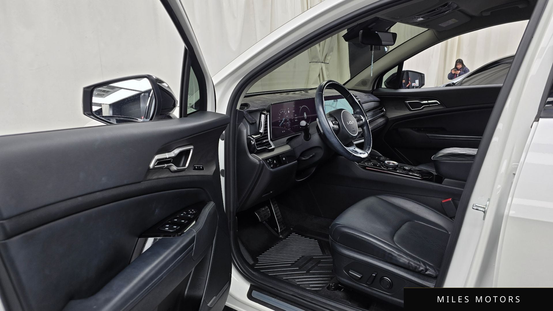 Kia Sportage 2022 — миниатюра 10