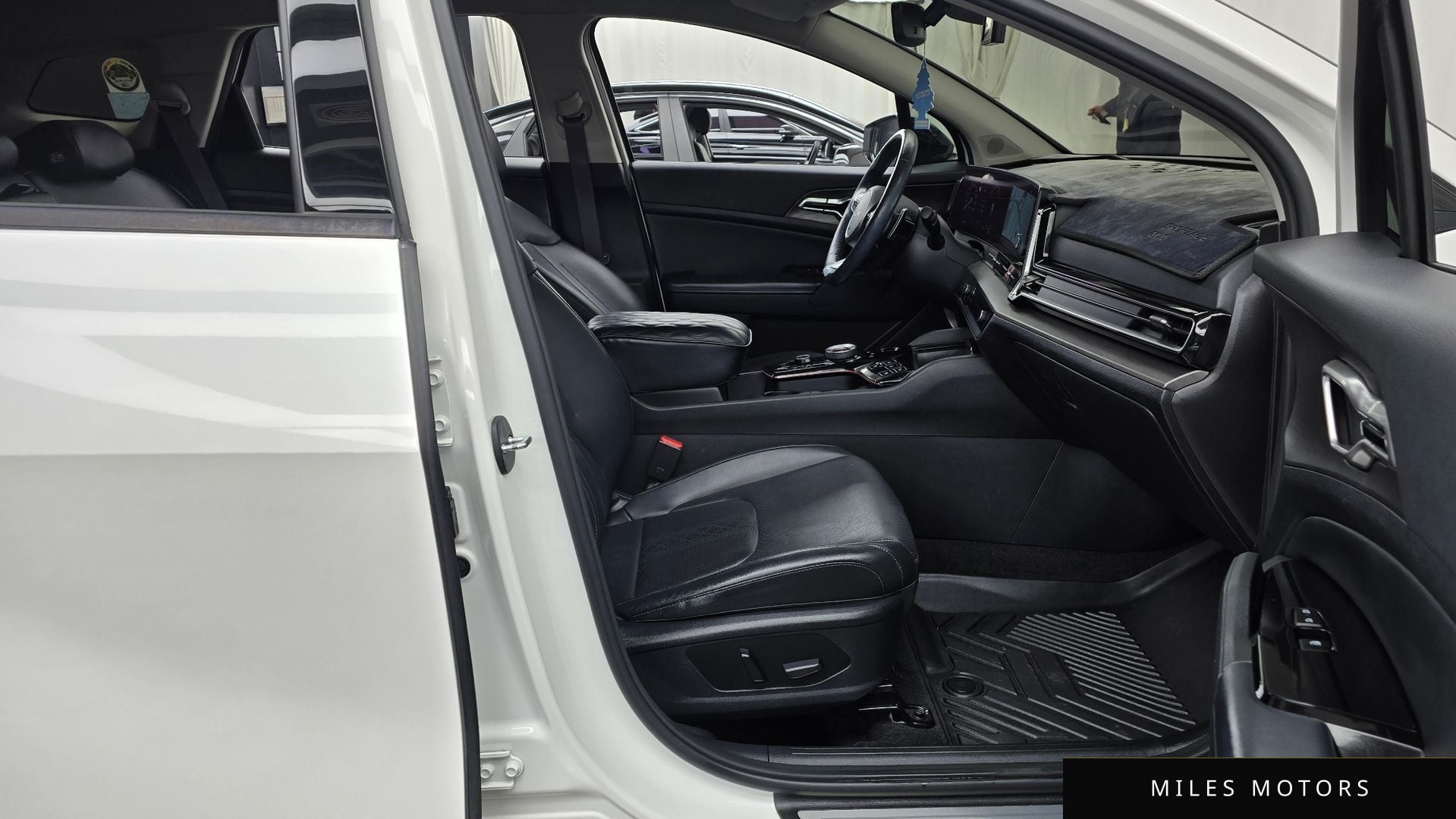 Kia Sportage 2022 — миниатюра 11