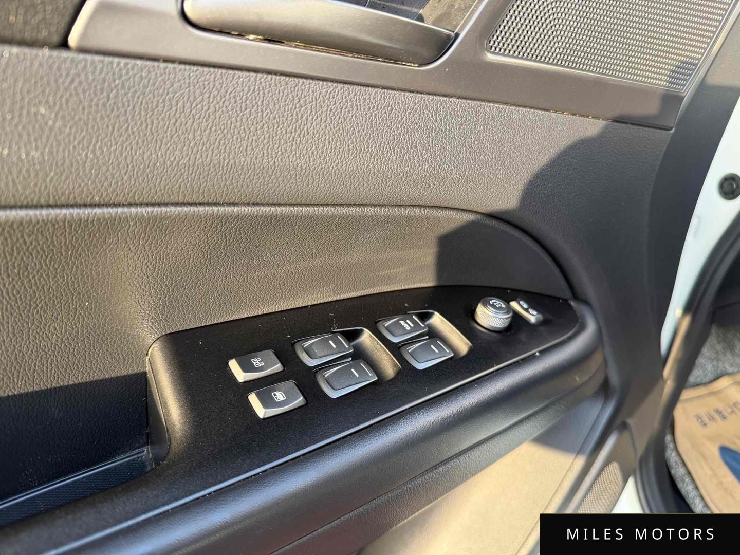 KG Mobility Rexton 2022 — миниатюра 11