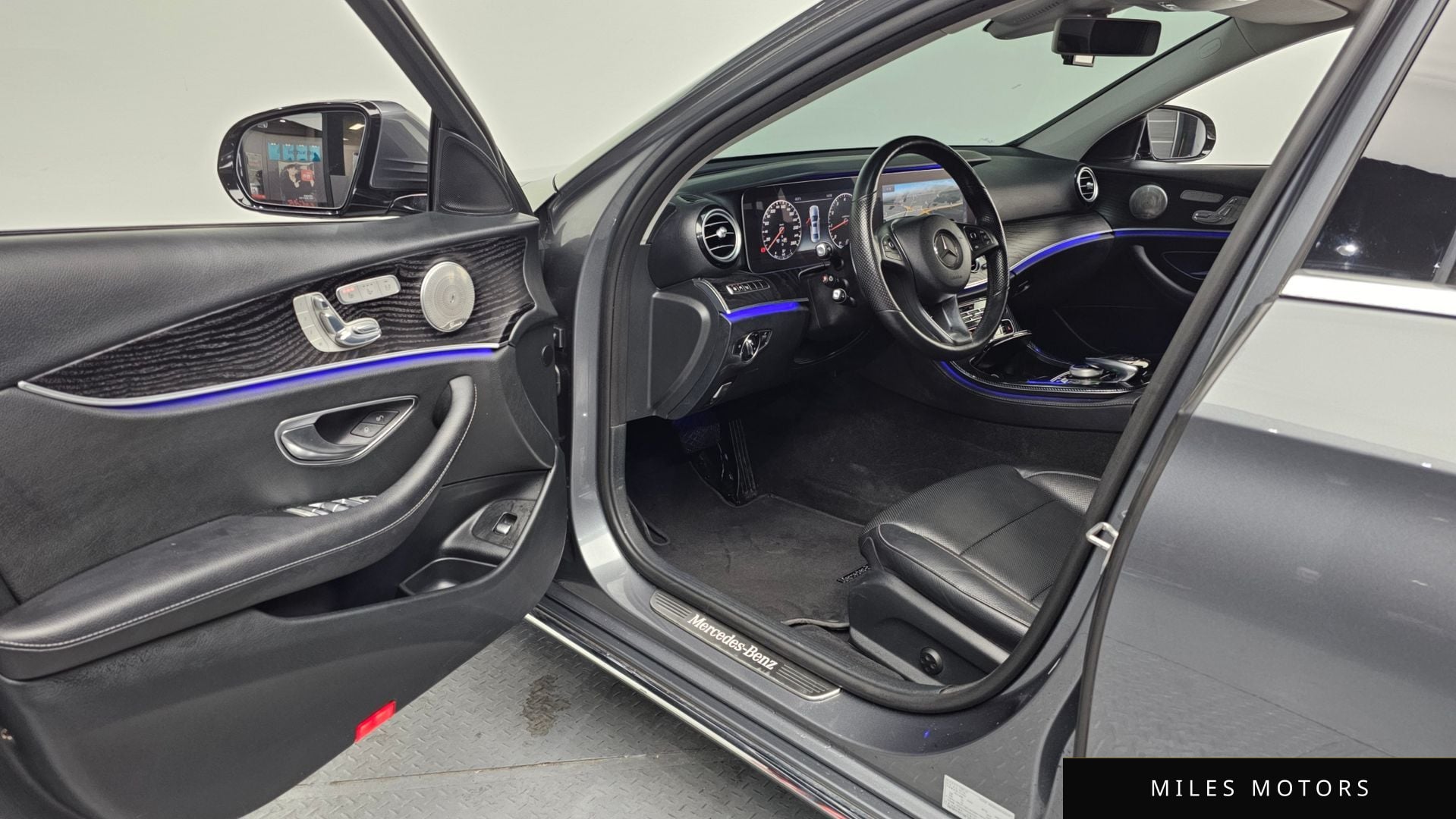 Mercedes-Benz E-Class W213 2017 — миниатюра 10