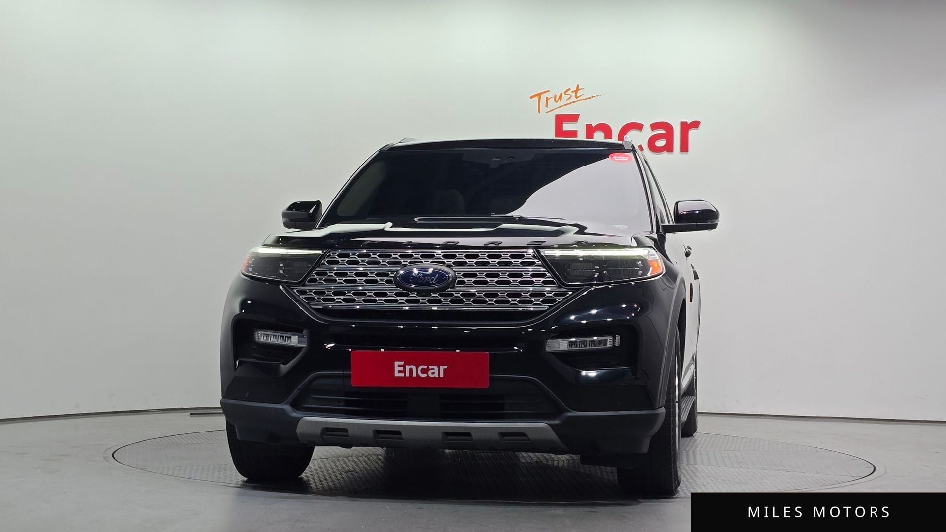 Ford Explorer 2021 — миниатюра 3