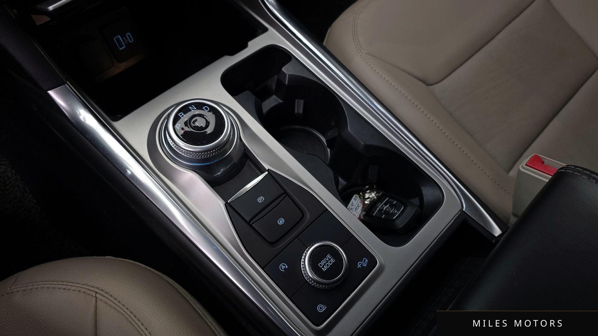 Ford Explorer 2021 — миниатюра 9