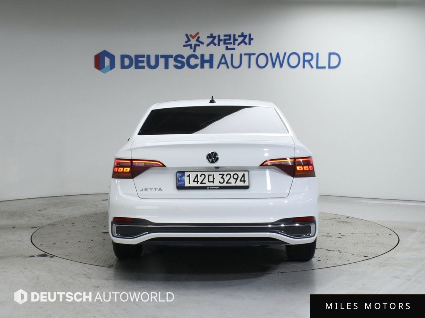 Volkswagen Jetta 2023 — миниатюра 4