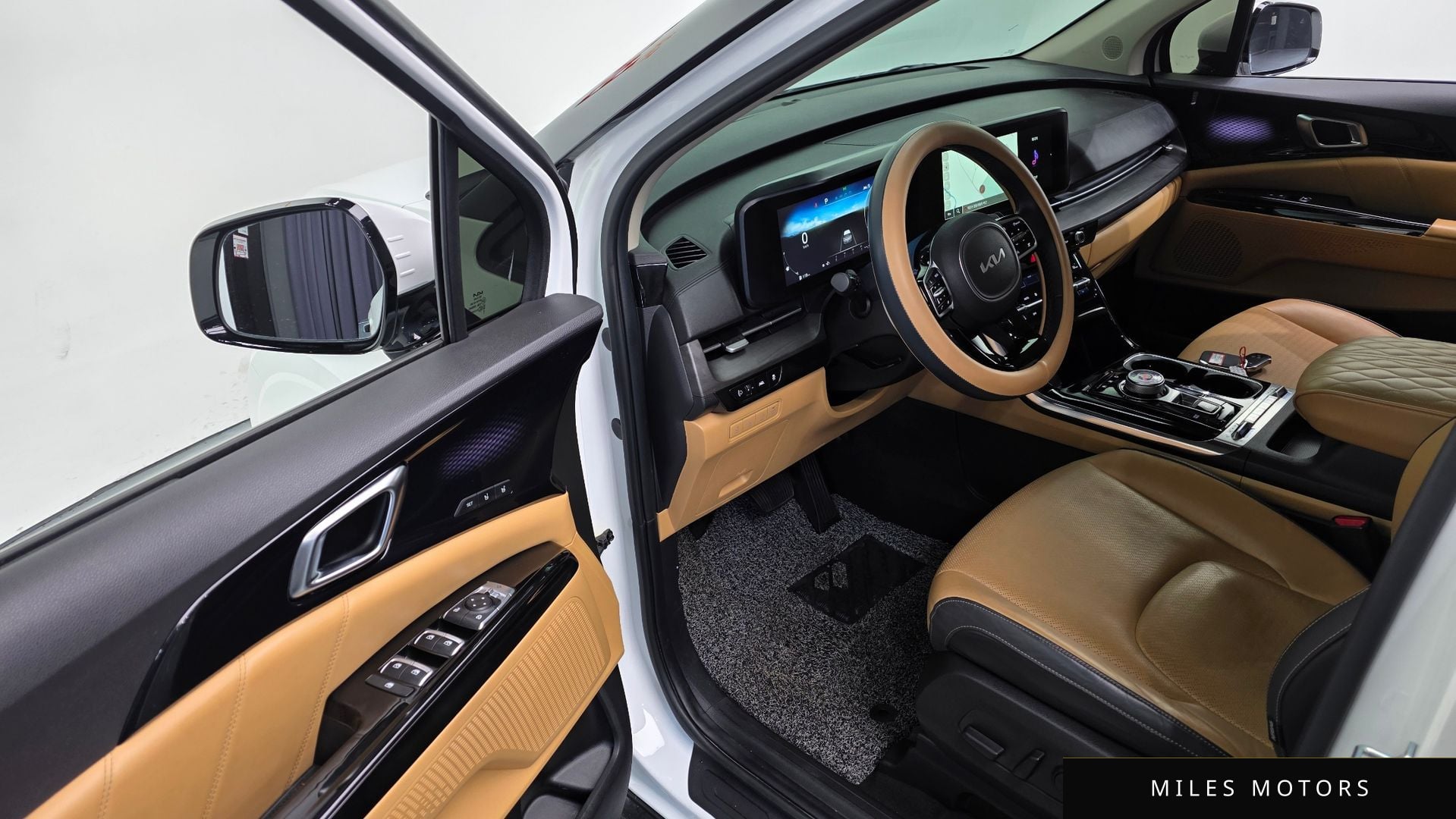 Kia Carnival 2023 — миниатюра 12
