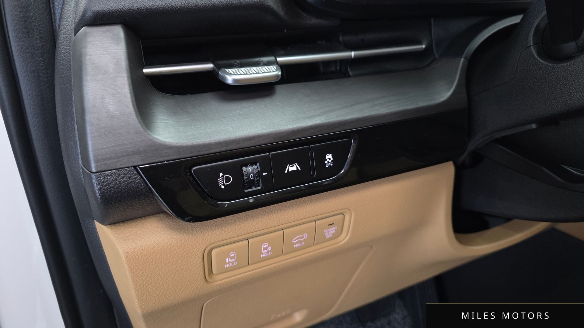 Kia Carnival 2023 — миниатюра 13