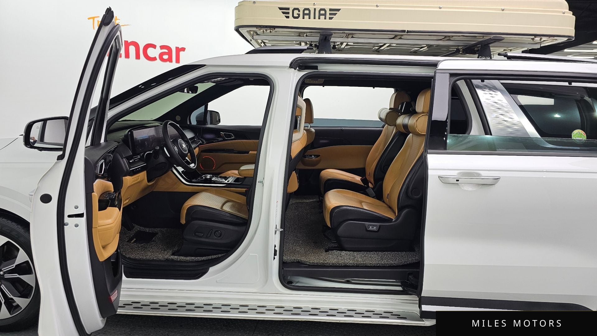 Kia Carnival 2021 — миниатюра 10