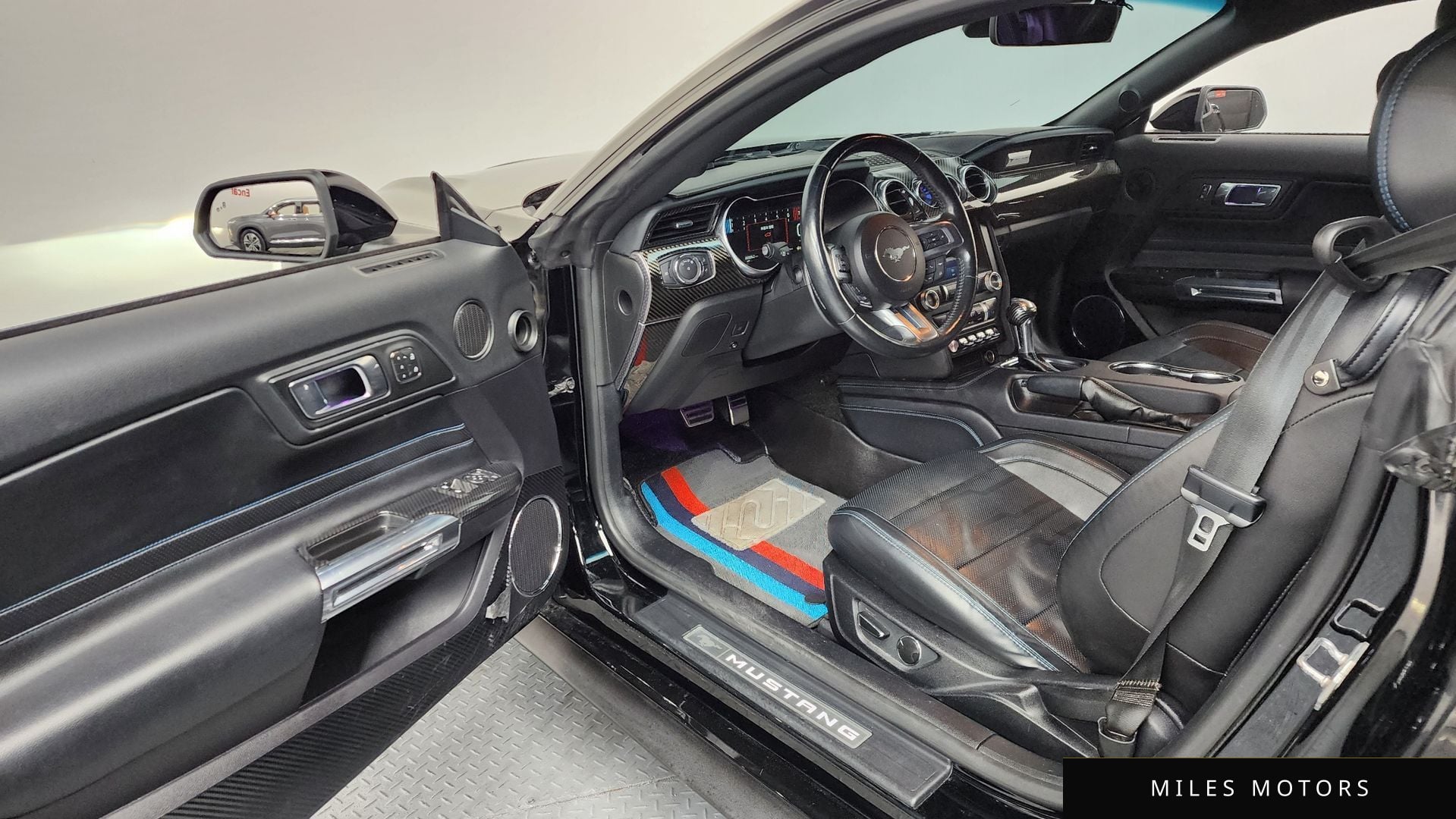 Ford 머스탱 2019 — миниатюра 10