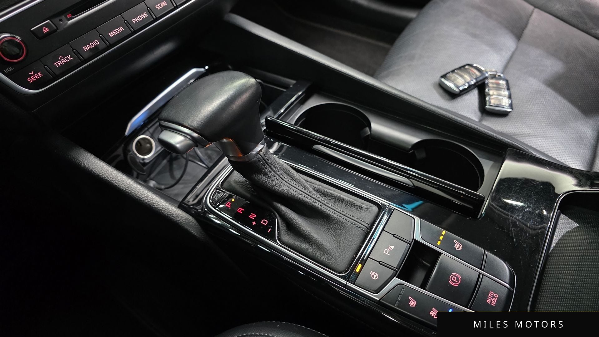 Kia K7 2018 — миниатюра 9