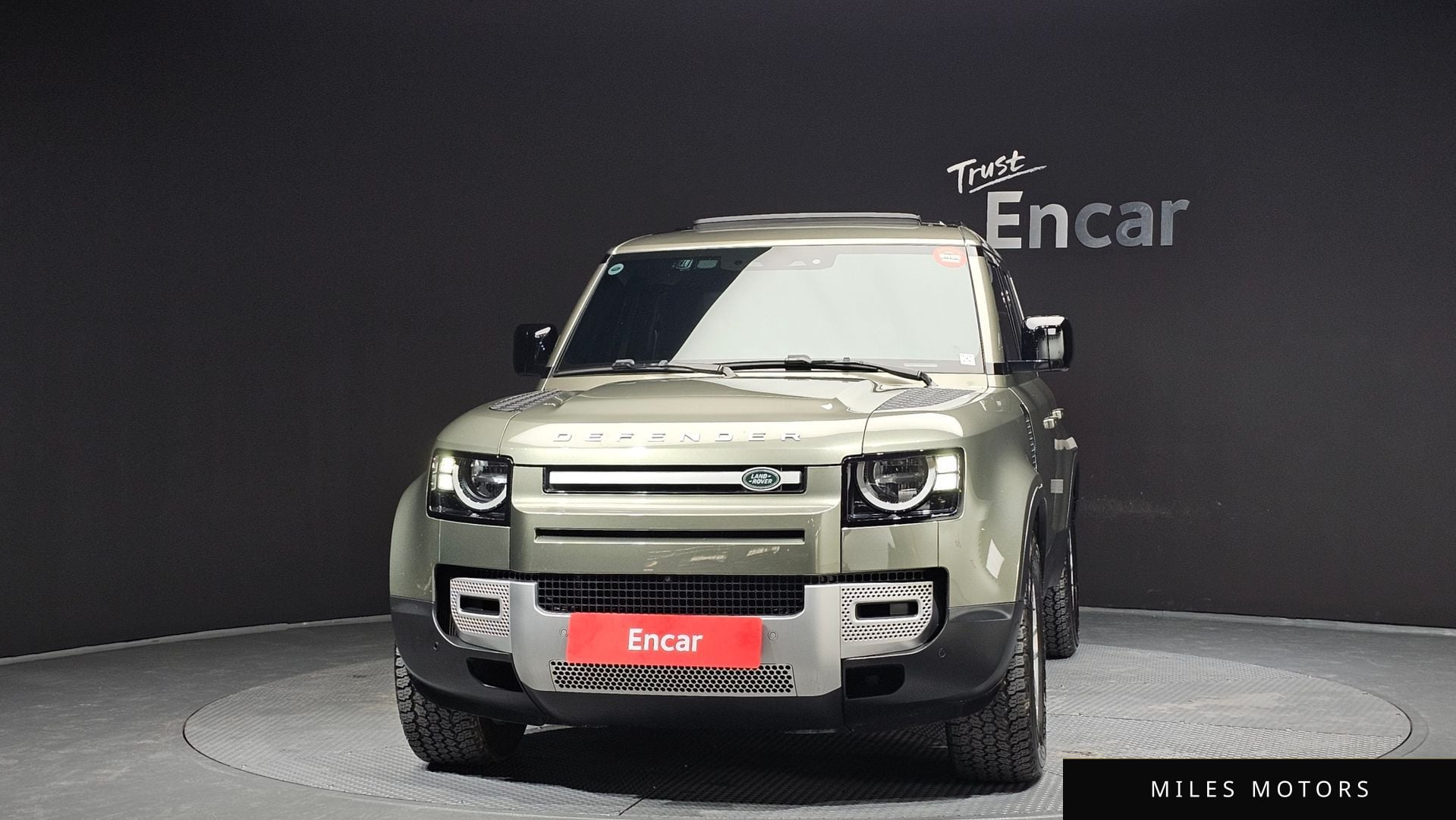Land Rover Defender 2022 — миниатюра 3