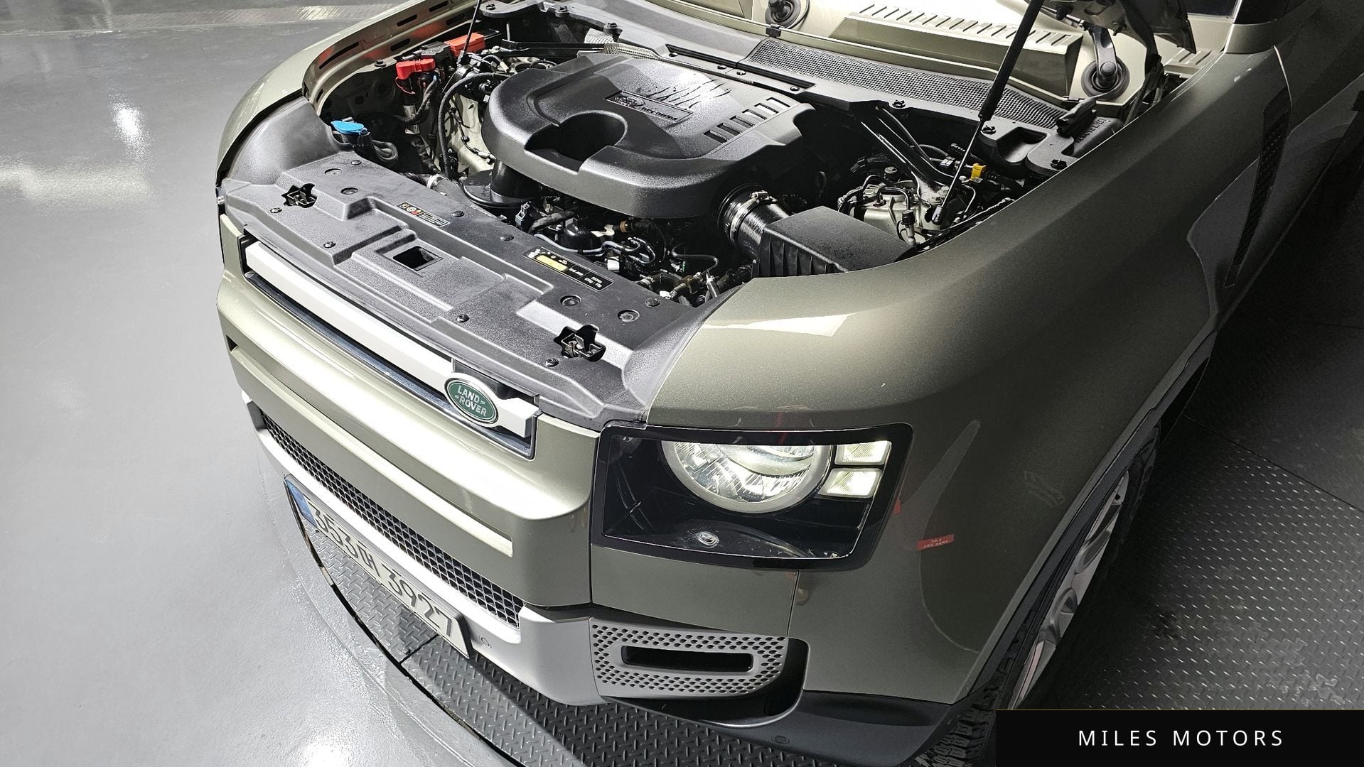 Land Rover Defender 2022 — миниатюра 6