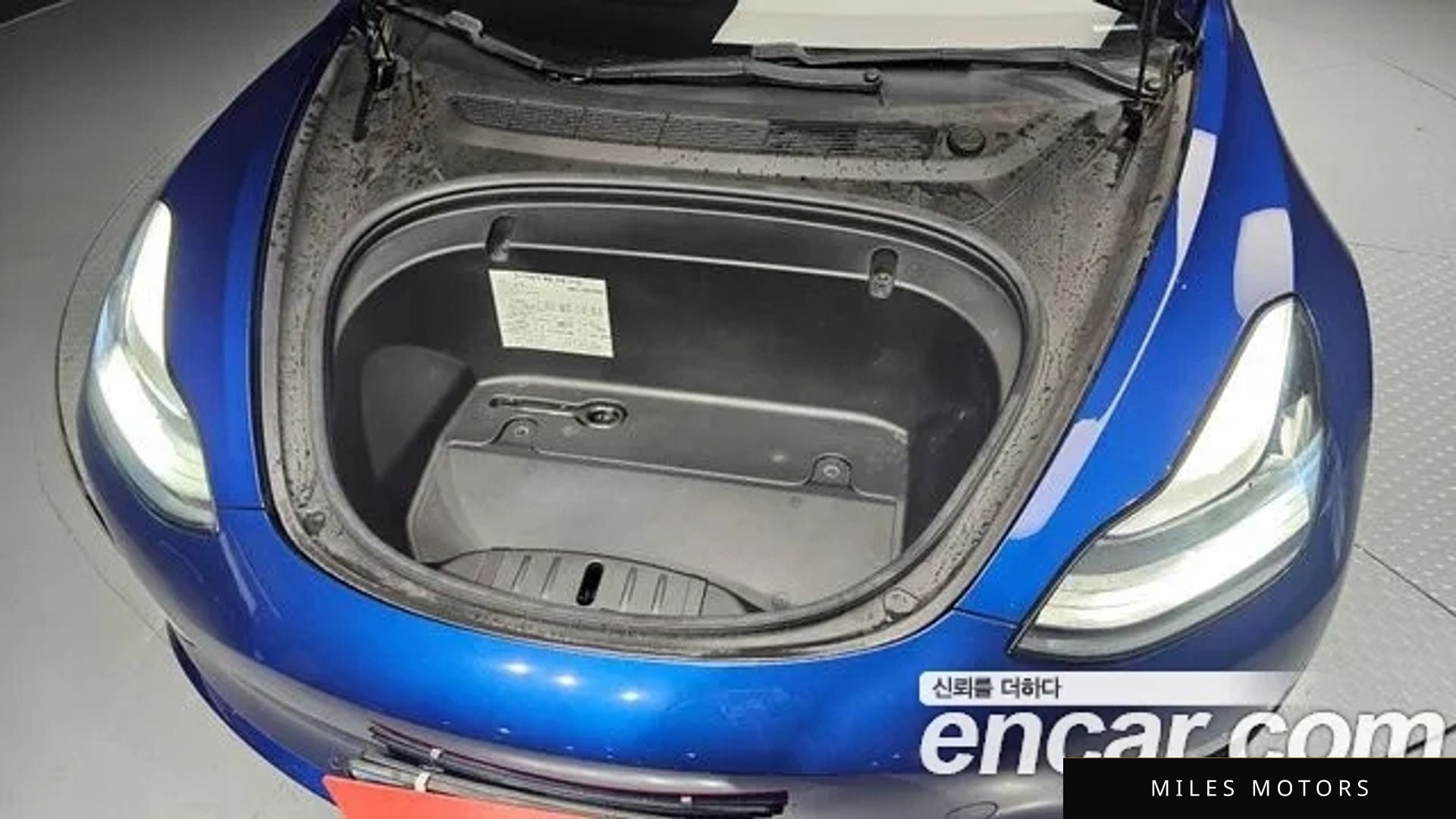Tesla Model 3 2020 — миниатюра 6