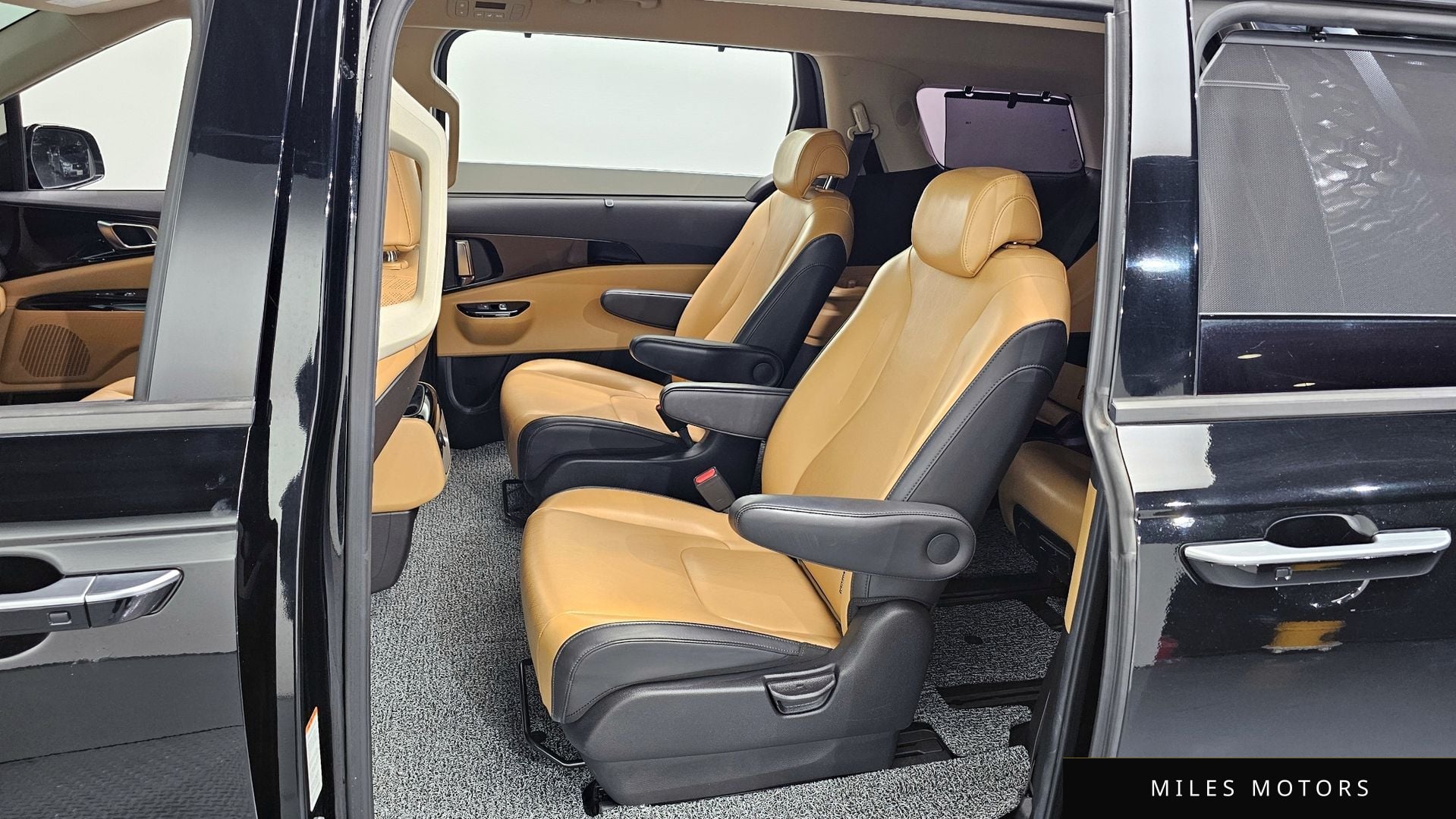 Kia Carnival 2021 — миниатюра 11