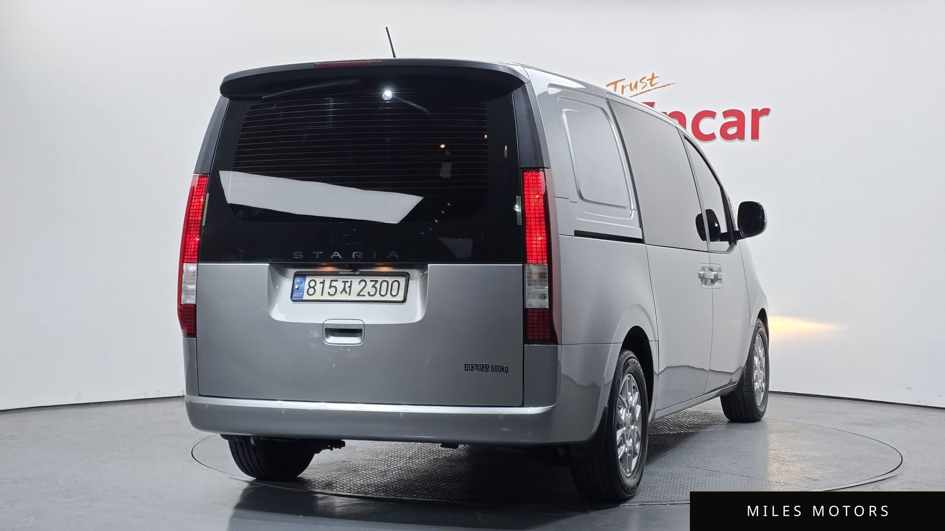 Hyundai Staria 2022 — миниатюра 2