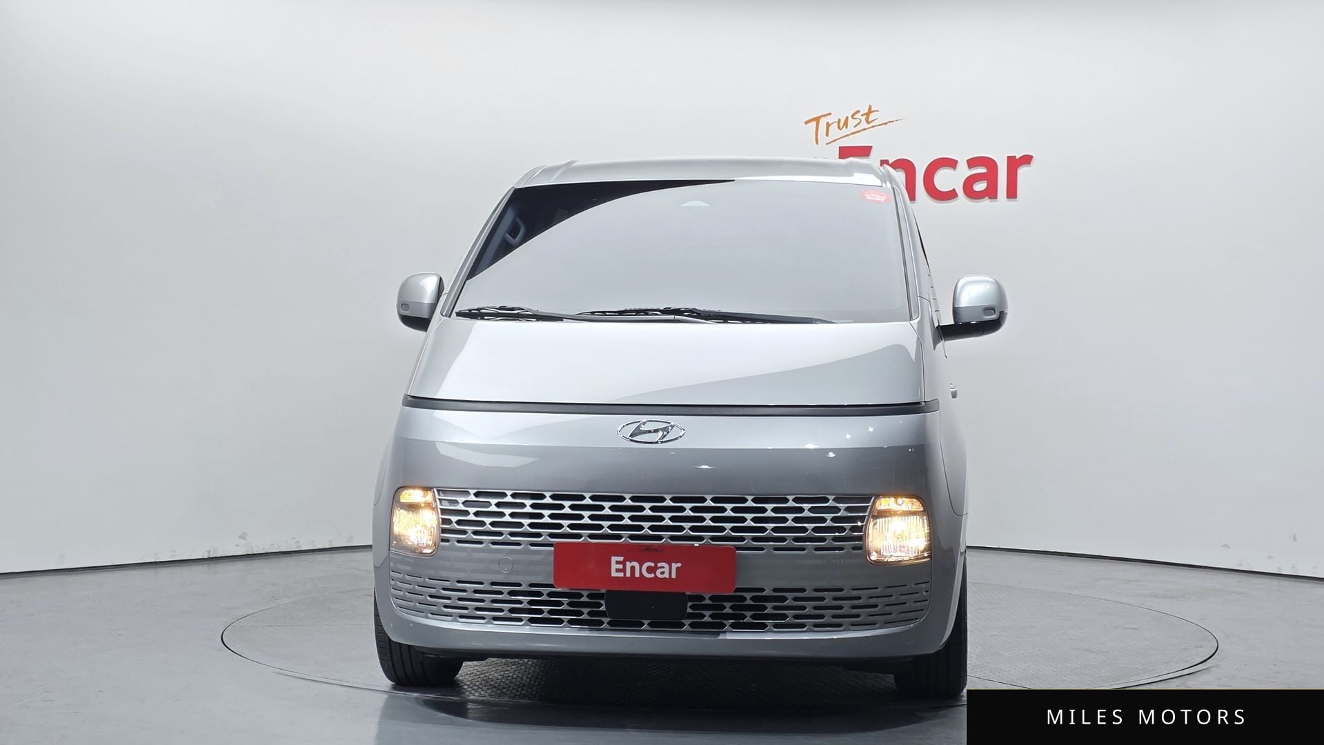 Hyundai Staria 2022 — миниатюра 3