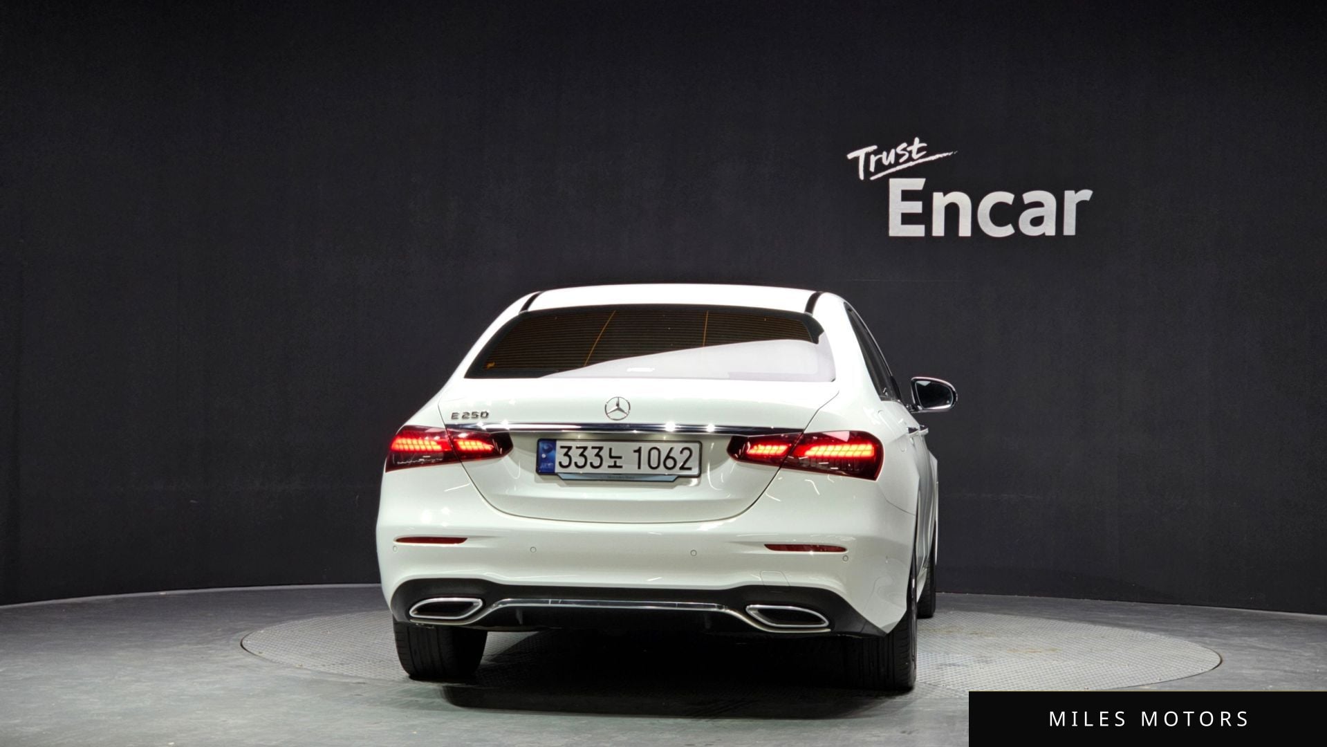 Mercedes-Benz E-Class W213 2023 — миниатюра 4