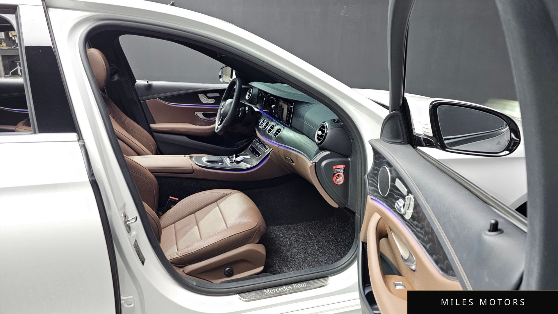 Mercedes-Benz E-Class W213 2023 — миниатюра 11