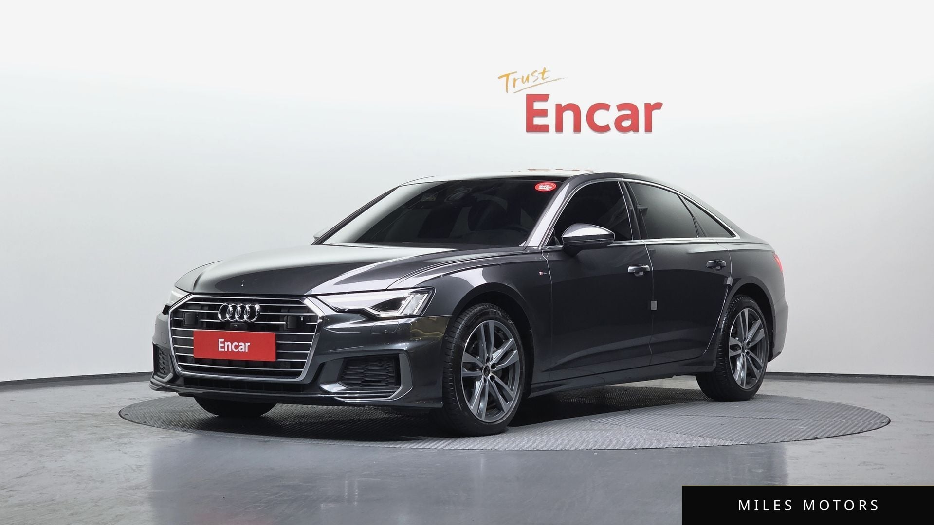 Audi A6 (C8) 2022 — фото 1 из 12