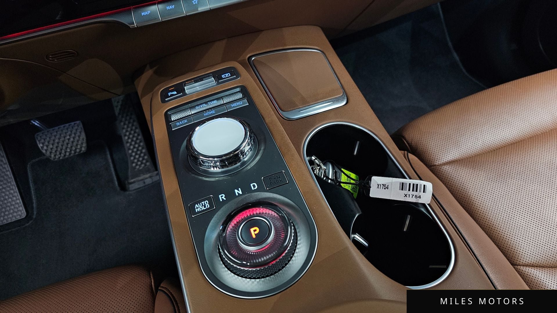 Genesis GV70 2021 — миниатюра 9
