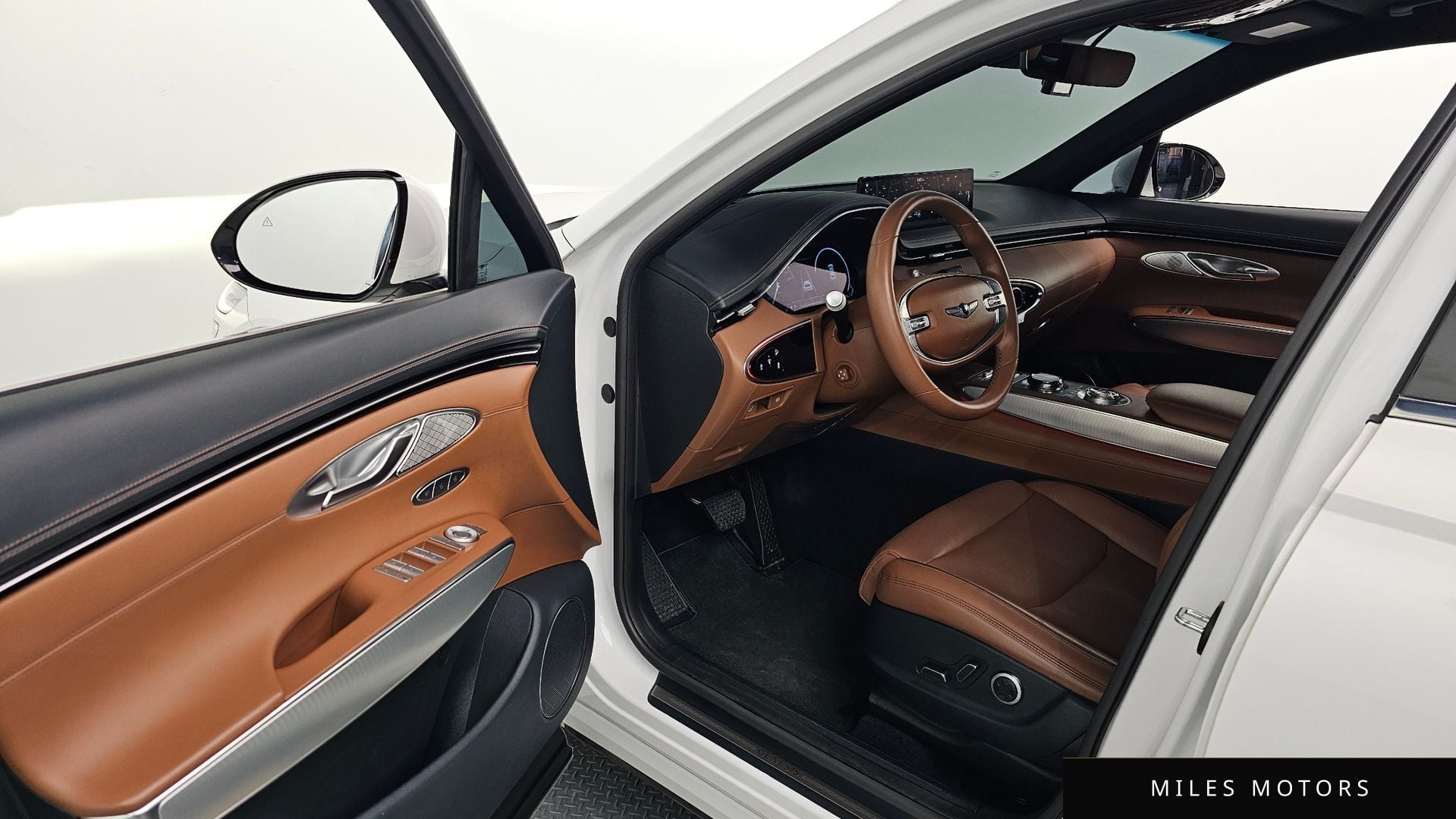 Genesis GV70 2021 — миниатюра 11