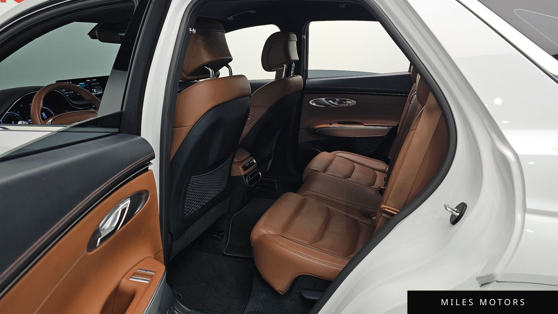 Genesis GV70 2021 — миниатюра 12