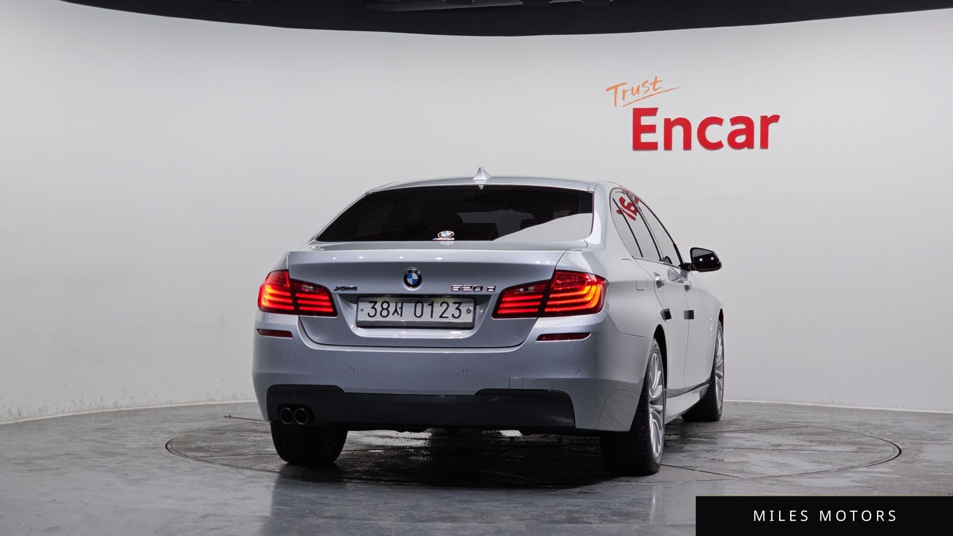 BMW 5 Series (F10) 2016 — миниатюра 4