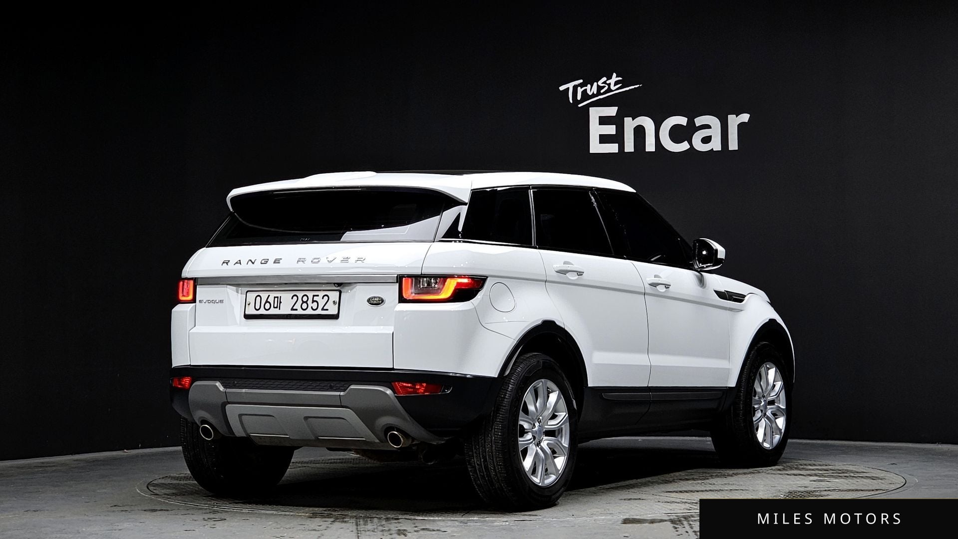 Land Rover Range Rover Evoque 2018 — миниатюра 2