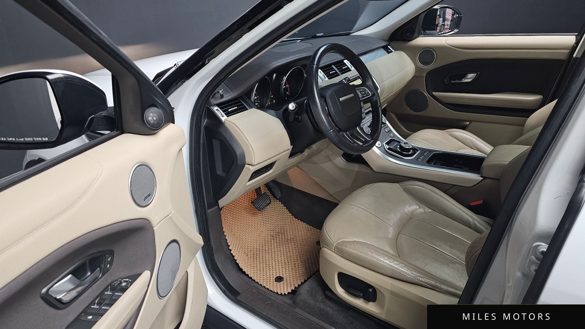 Land Rover Range Rover Evoque 2018 — миниатюра 11