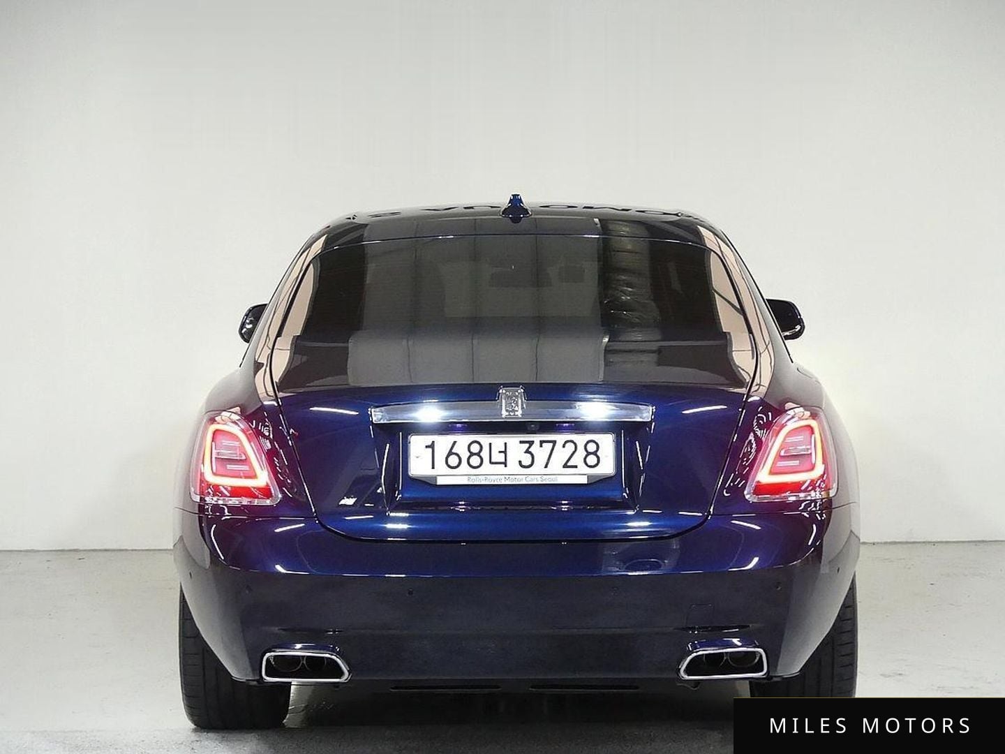 Rolls-Royce 고스트 2022 — миниатюра 3