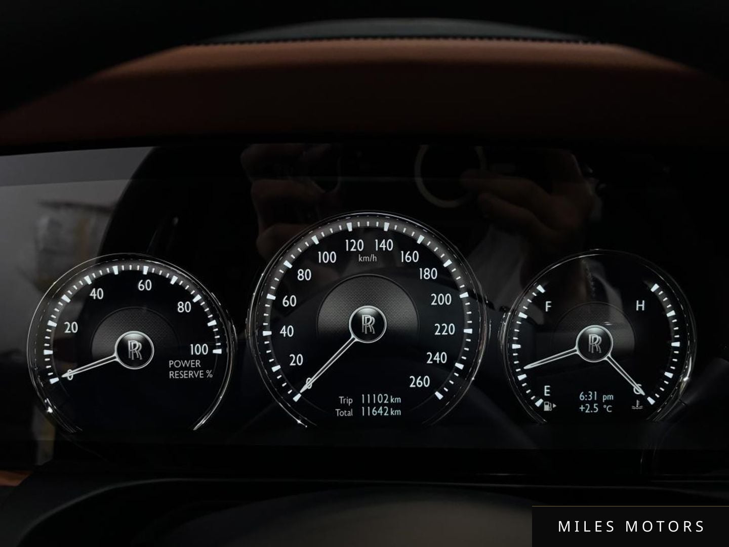 Rolls-Royce 고스트 2022 — миниатюра 7