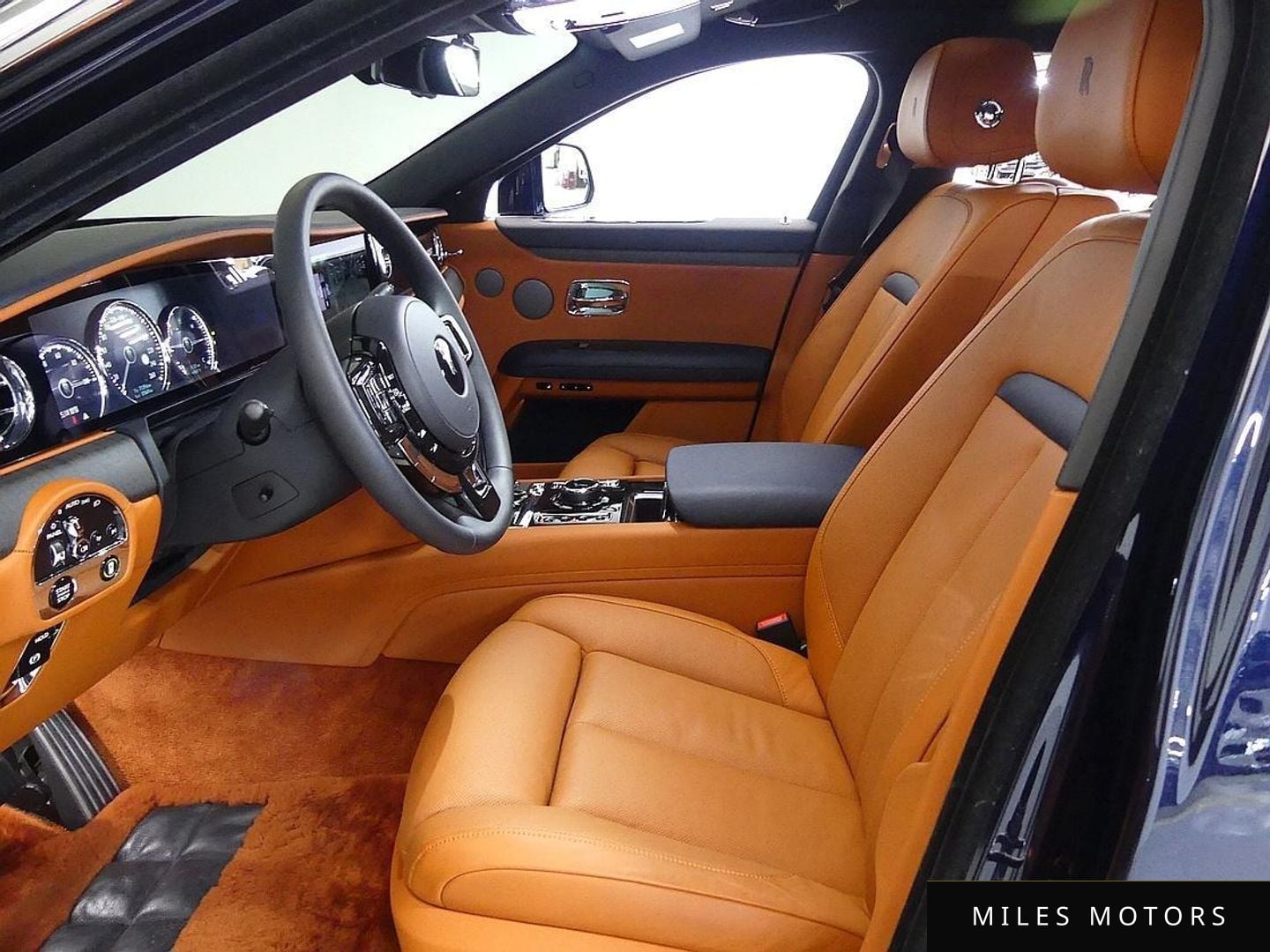 Rolls-Royce 고스트 2022 — миниатюра 9