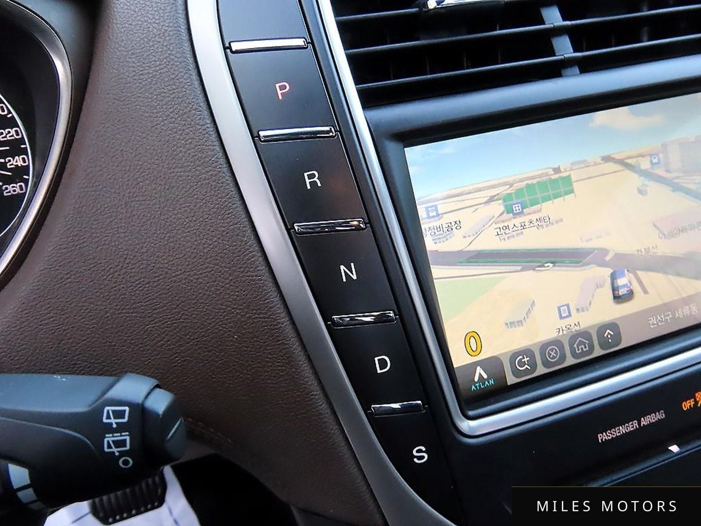 Lincoln MKX 2017 — миниатюра 9