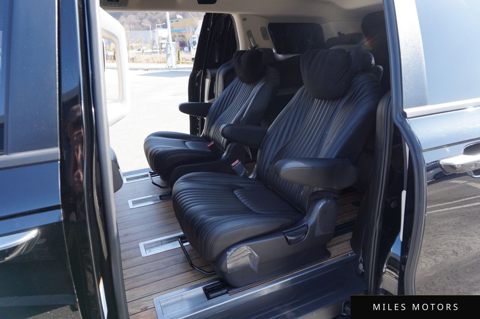 Kia Canival 2025 — миниатюра 11