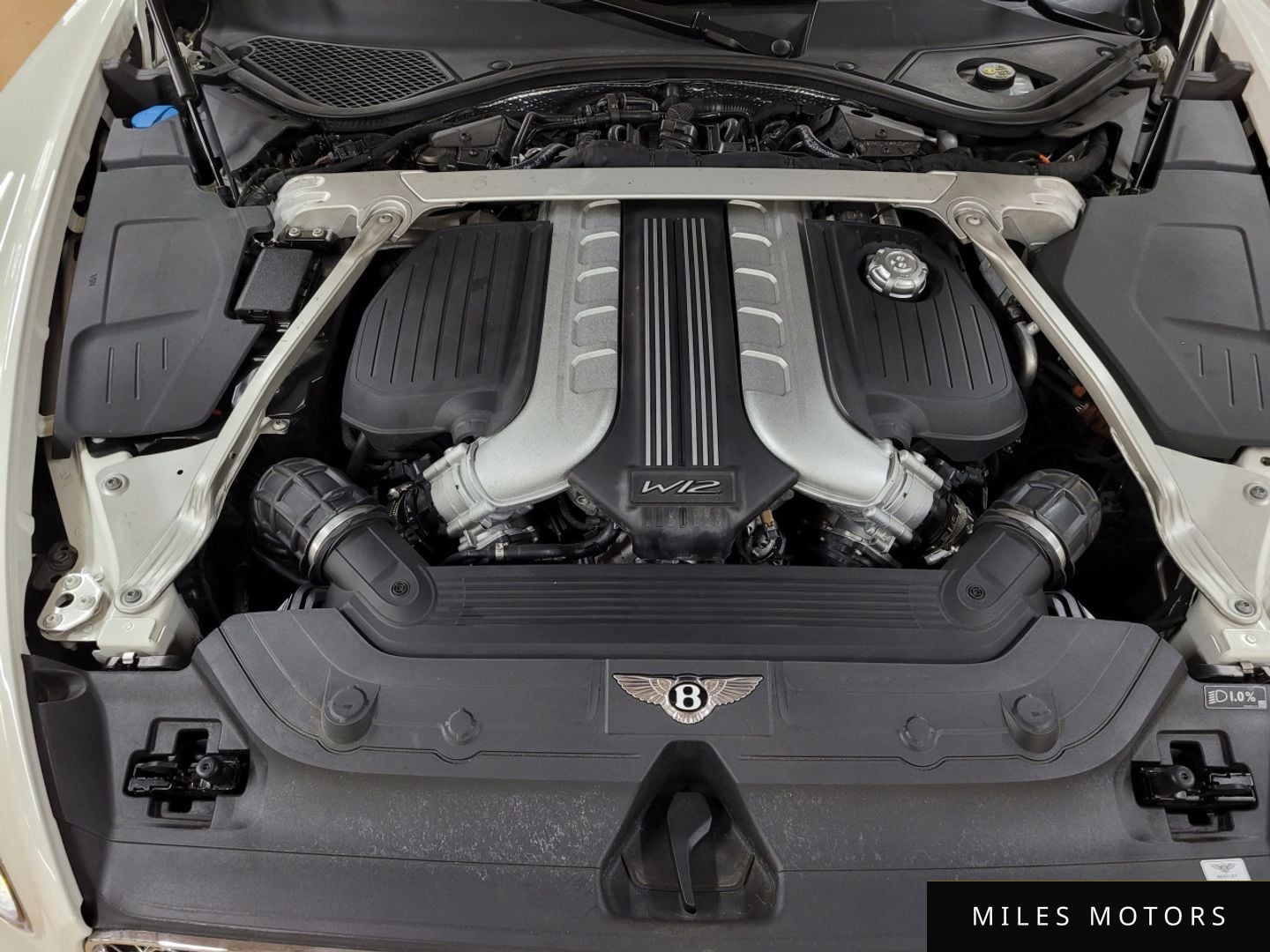 Bentley Continental GT 2020 — миниатюра 6