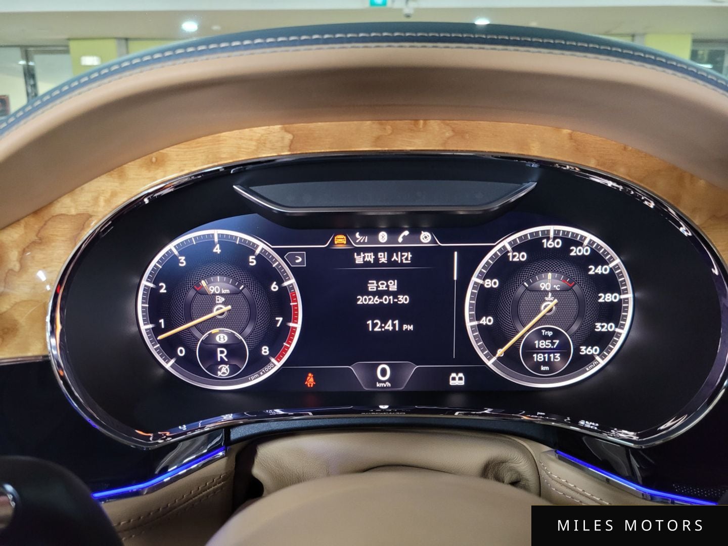 Bentley Continental GT 2020 — миниатюра 8